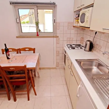 公寓 Radojkovic -two Bedroom With Terrace And Sea View 鲁巴达